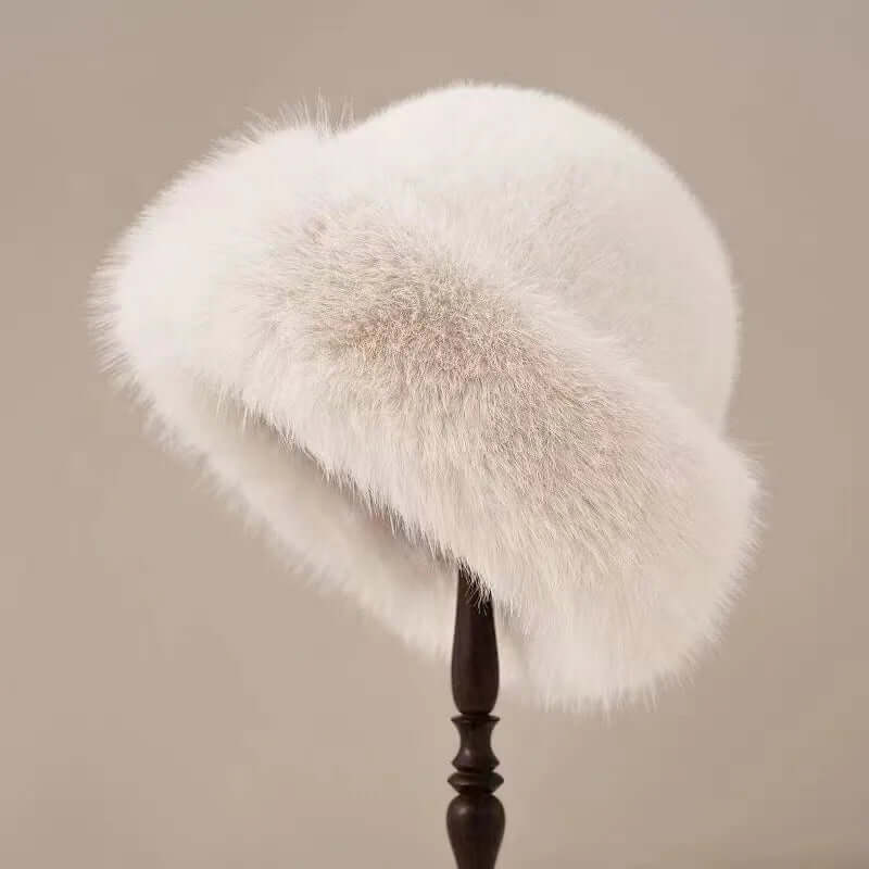 Edle luxuriöse Pelz-Wintermütze für Damen