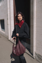 Vincas Tote Red Wine