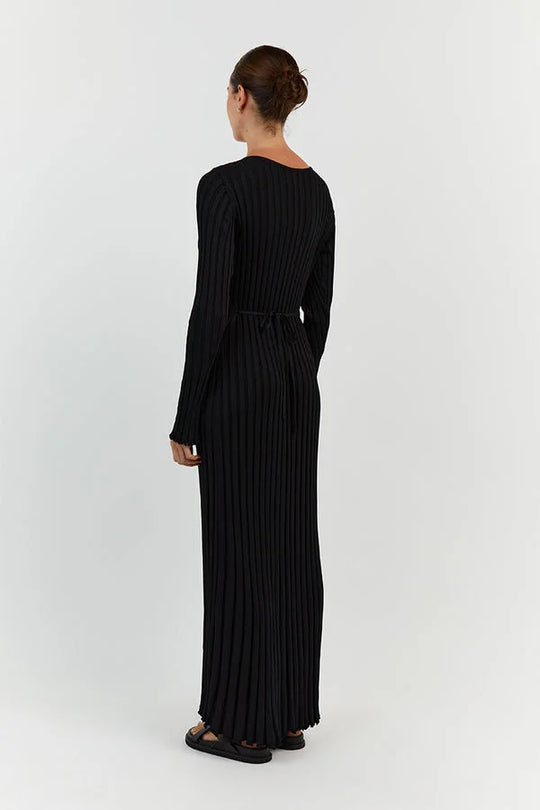 Robe midi en Maille Yasmin avec col et Manches en V - Chloé® Paris