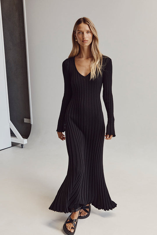 Robe midi en Maille Yasmin avec col et Manches en V - Chloé® Paris